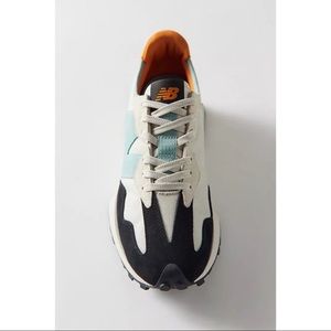 New Balance 327 Women’s Lifestyle Sneaker